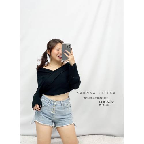 Sabrina Selena Rajut Black