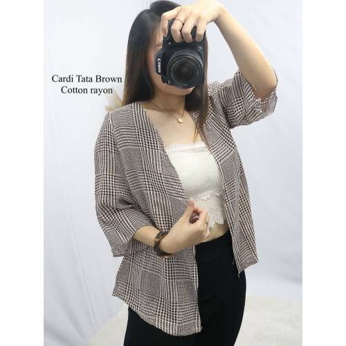 Cardi Tata Brown