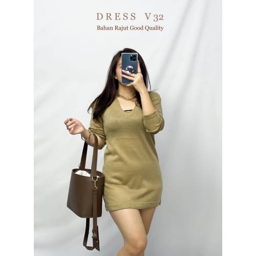 Dress V 32 Rajut Creme