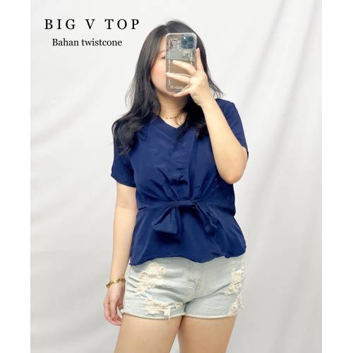 Big V top Navy