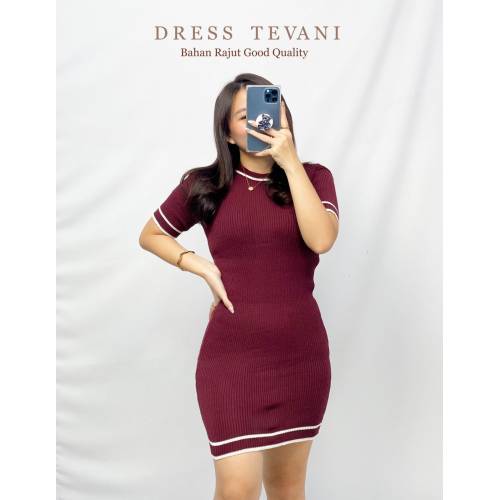 Dress  Tevani Maroon Rajut 