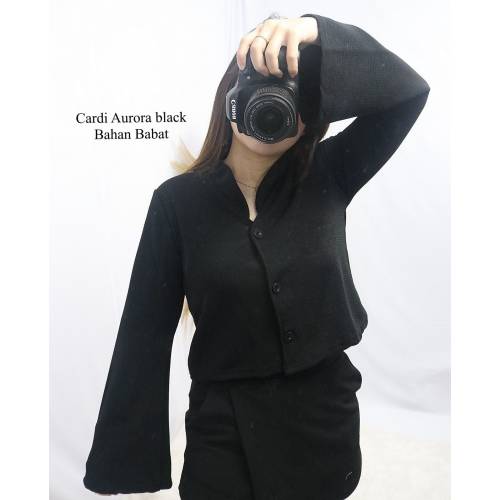 Cardi Aurora Black